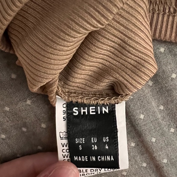 SHEIN crop tank - Picture 2 of 2